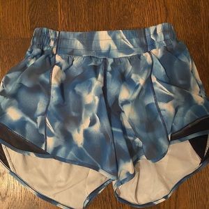 Hotty Hot size 6, 4” inseam